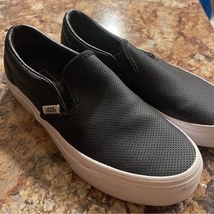Black Leather Vans 🖤
